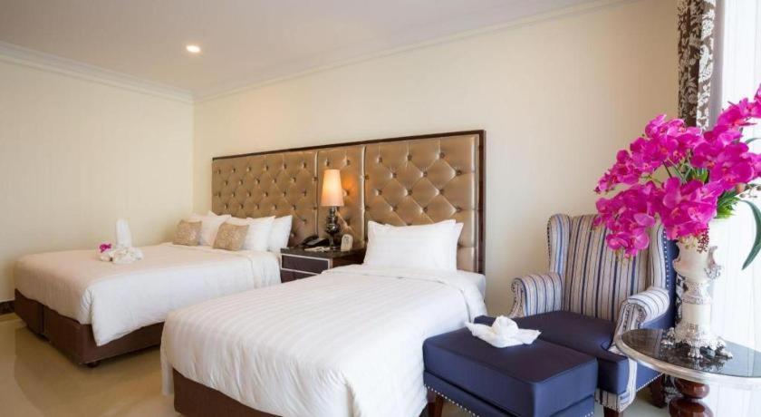 Hotel Lk Celestite Pattaya Exterior foto