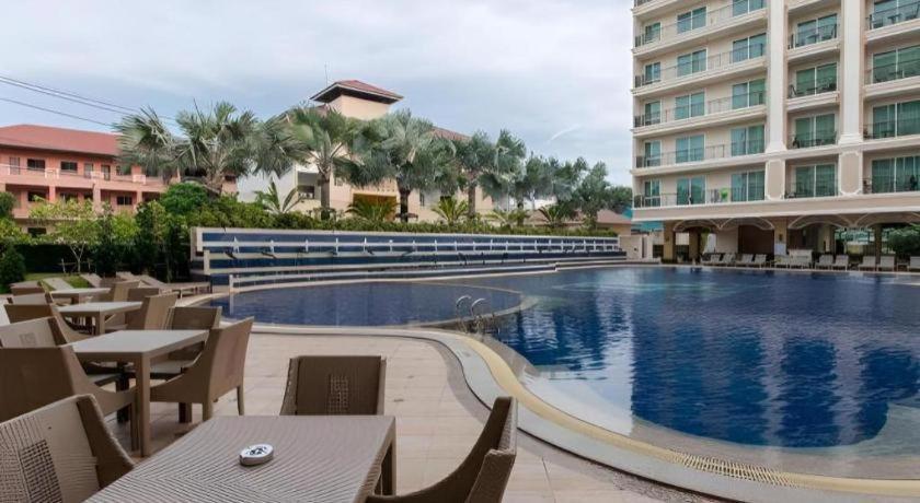 Hotel Lk Celestite Pattaya Exterior foto